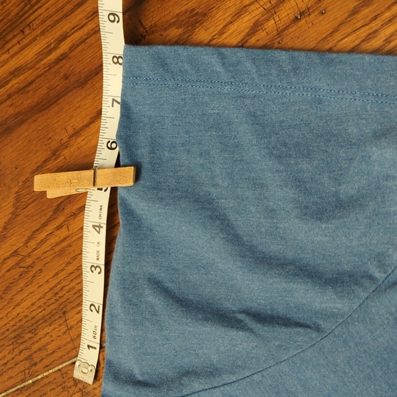 Men's Ralph Lauren V-Neck T-Shirt - Picture 4 of 9